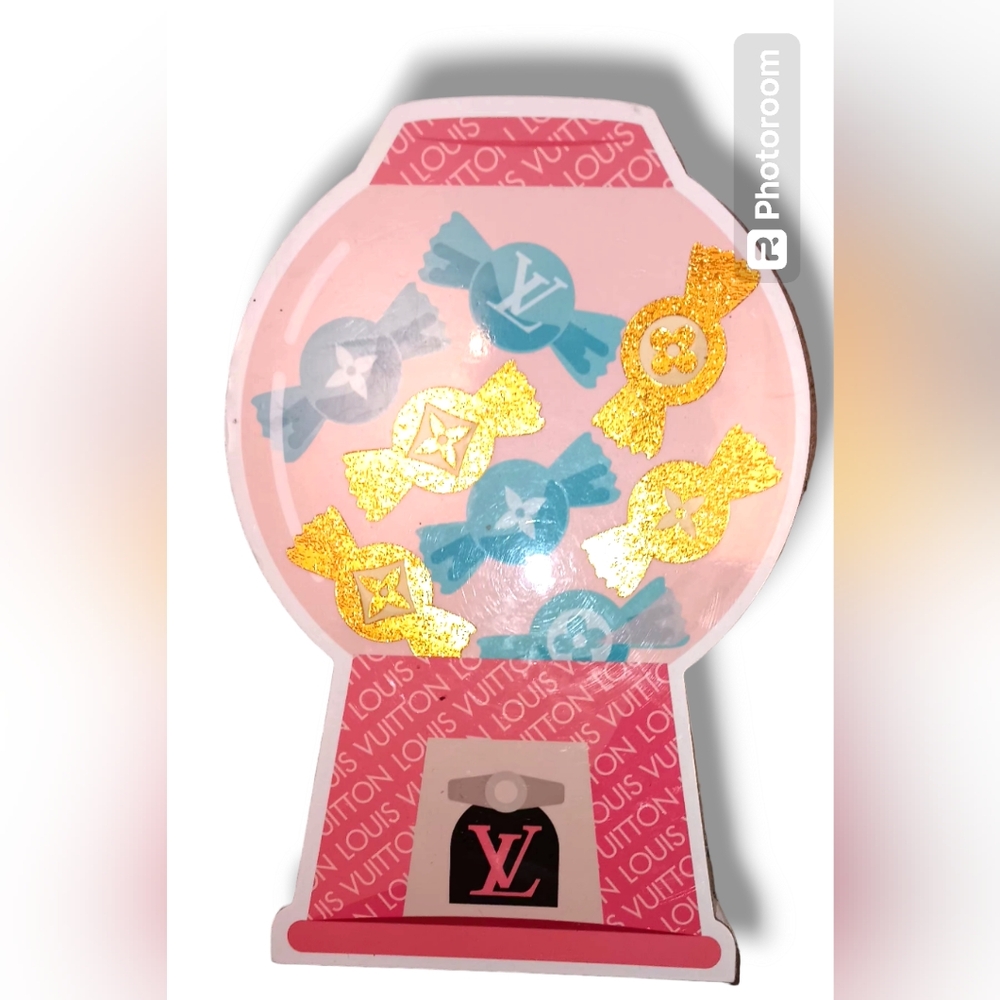COPY - Louis Vuitton gum machine deco